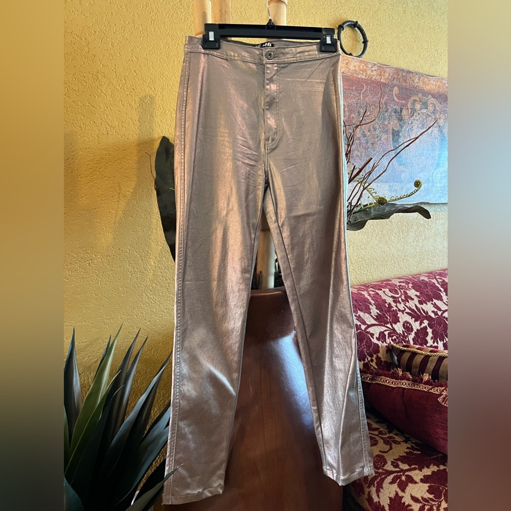 JC & JQ Jean size XL golden silver color.